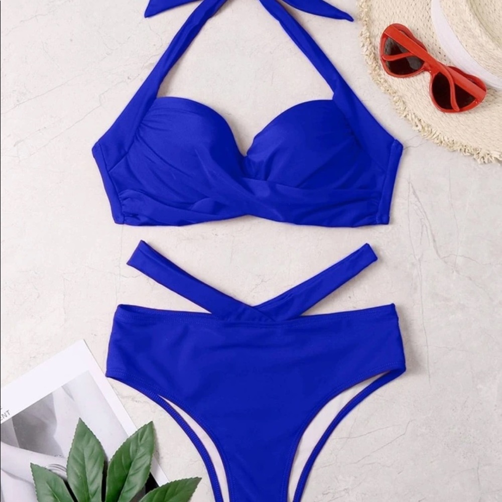Twist Front Push Up Bikini Swimsuit